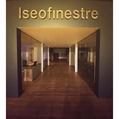Iseofinestre: la rinnovata esposizione di Endine Gaiano